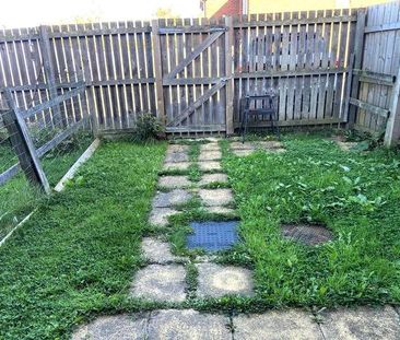 Holyhead Close, Seaham, SR7 - Photo 4