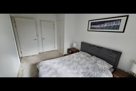 2 Bed Flat, Schooner Road, E16 - Photo 2