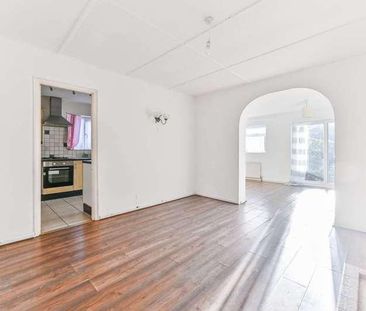 Rowden Road, Epsom, KT19 - Photo 1