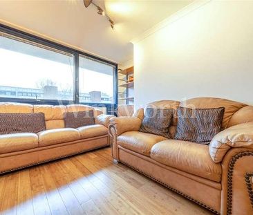 Britten Close, London, NW11 - Photo 3