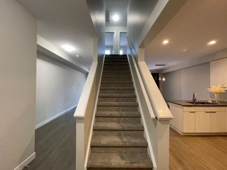 For Lease - 856 West Village Square Unit# 856, London North, Ontario - Photo 3