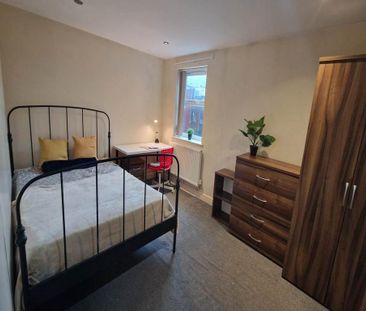 1 bedroom in a house share to rent - Photo 5