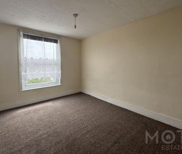 2 bedroom maisonette to rent - Photo 6