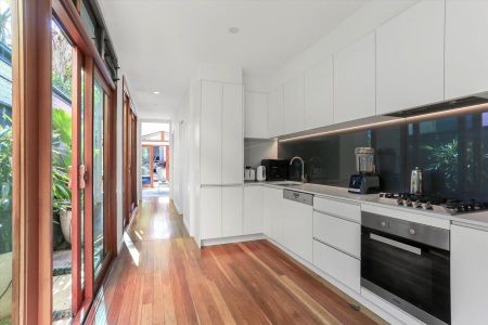 95 Burren Street, Newtown NSW 2042 - House For Rent | Domain - Photo 5