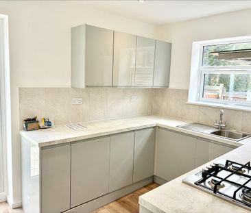 Bitterne Road West - Photo 4