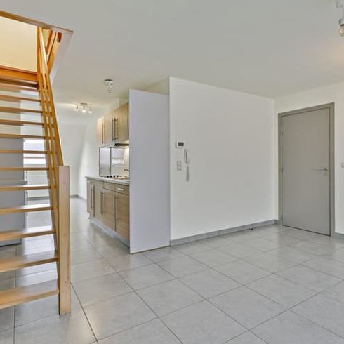 Appartement te huur - Photo 1