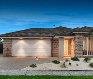 Spacious Modern Family Home in Pakenham - Photo 3