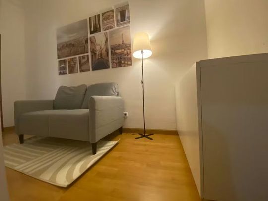 Calle del Príncipe de Vergara, Madrid, Community of Madrid 28016 - Photo 1