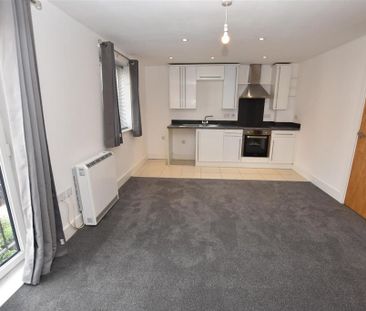 2 bedroom apartment to rent - Photo 2