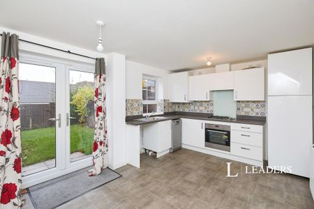 3 bedroom semi-detached house to rent - Photo 5