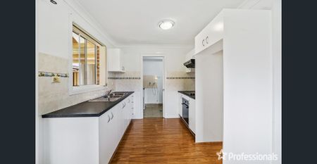 3 Bedroom Townhome in Ingleburn - Photo 2