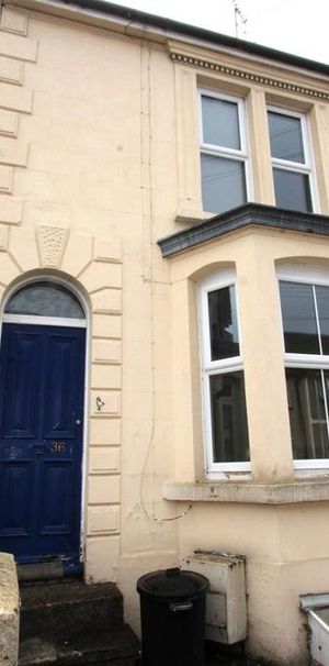 2 bedroom terraced house to rent - Photo 1