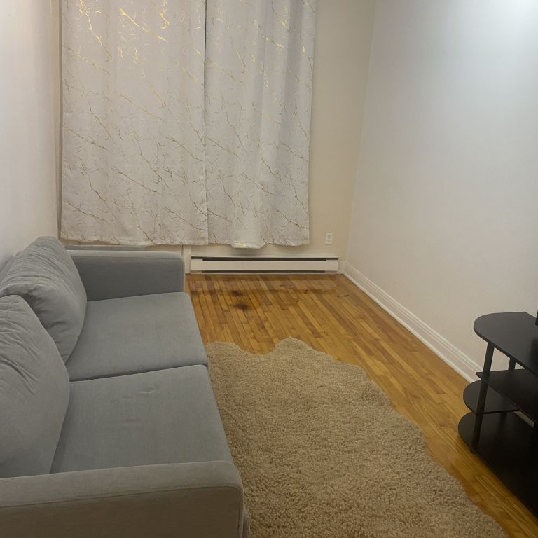 Chambre Meublé Tout Inclus à Louer - Photo 1