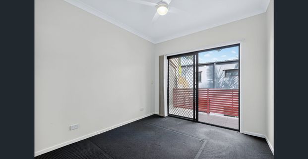 8/19 Wallace Street South, Caboolture, Qld 4510 - Photo 1