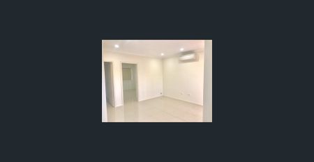 Near New Brick Built Granny Flat In Ingleburn!!! - Photo 2