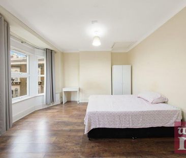 5 bedroom terraced house to rent - Photo 2