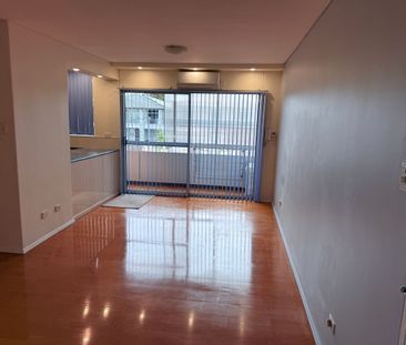 1 Bedroom UNIT full Renovation - Photo 6