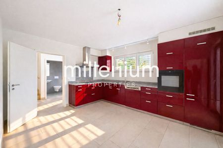 4 bedroom detached villa with garden in Versoix - Photo 2