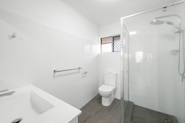 1/396 Old Cleveland Road Road, Coorparoo. - Photo 1