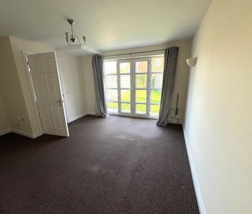 3 bedroom semi-detached house to rent - Photo 4