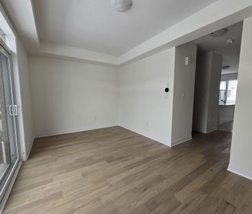 For Lease - 11 Greig Street, Brantford, Ontario - Photo 2