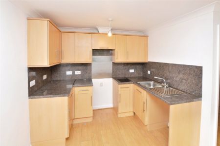 Green Parc Road, Hayle, Cornwall, TR27 - Photo 3