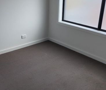 Noble Park - Photo 4