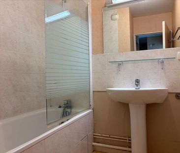 Location Appartement 2 pièce(s) de 37.28 m2 - Photo 4