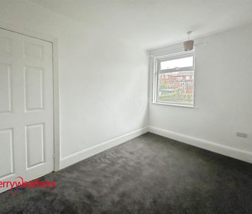 2 bed semi-detached house to rent in Lane, Rotherham, S60 - Photo 2