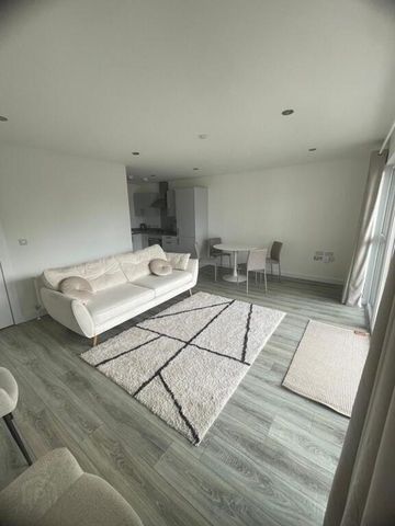 Apt 4 Sandford Building, 25 Bridge End, Belfast, BT5 4AW - Photo 3