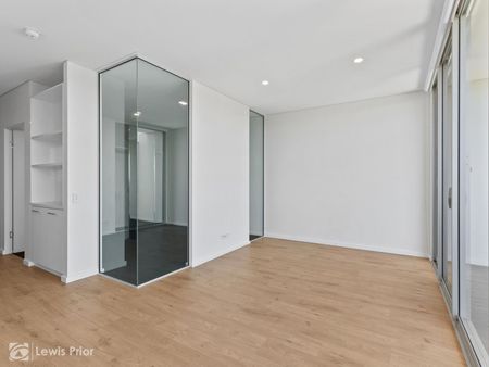 Light-Filled Living, Prime Position - Photo 5