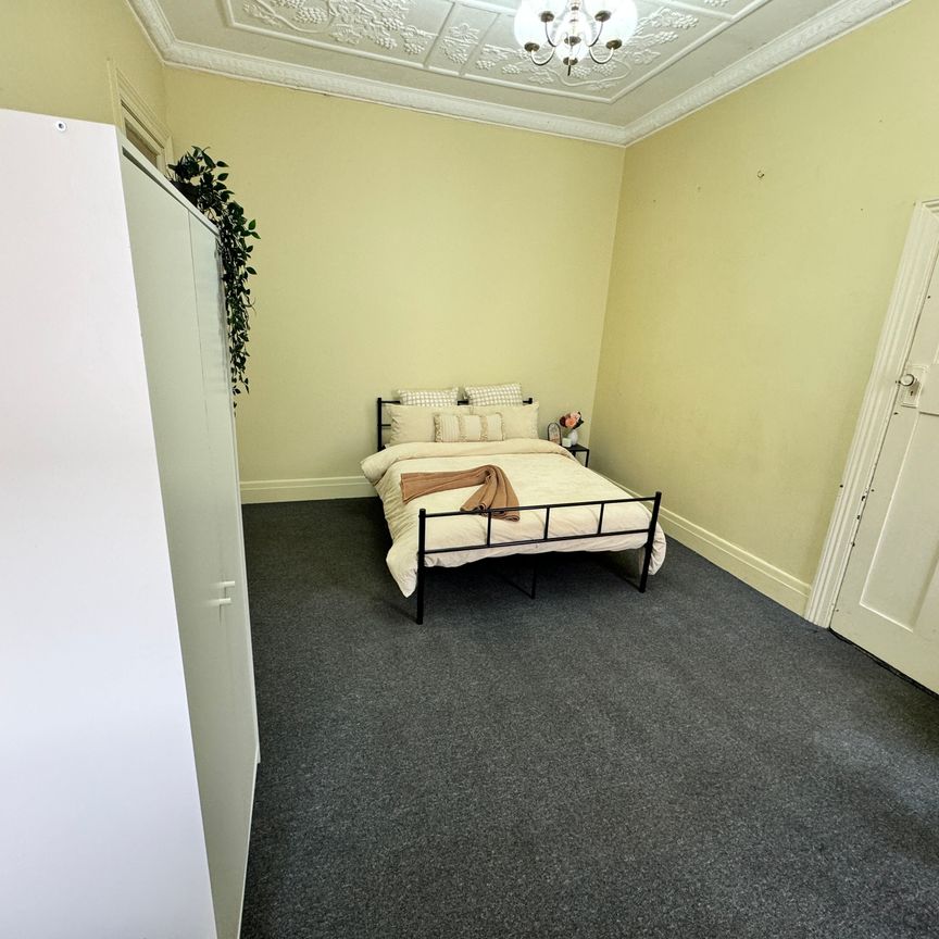 Smithfield - Photo 1