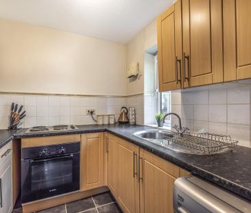 Studio to rent - Photo 6