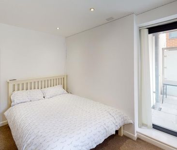 3 bedroom terraced house to rent - Photo 6