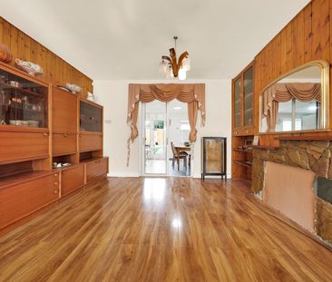3 Bed Terraced House, Roman Road, E6 - Photo 5