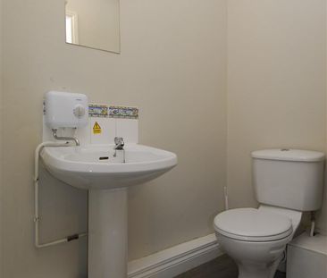 3 Camden Street, Ground floor flat, Plymouth - Photo 1