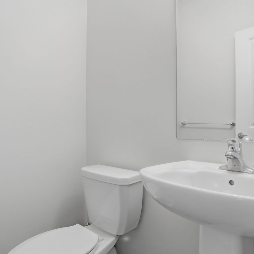 For Lease - 7789 Kalar Road Unit# 11, Niagara Falls, Ontario - Photo 1