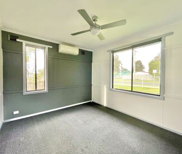 30 King Street Moe VIC - Photo 1