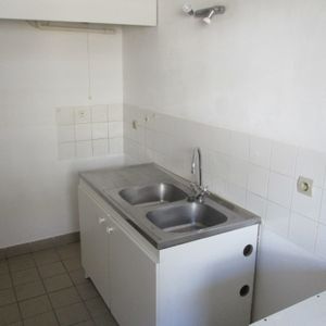 Location Appartement 1 pièce 30m² BORDEAUX 33200 - Photo 2