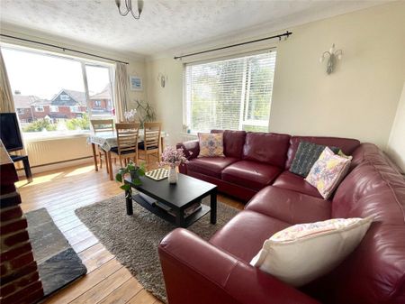 Crosby Road, Bournemouth, Dorset, BH4 - Photo 2