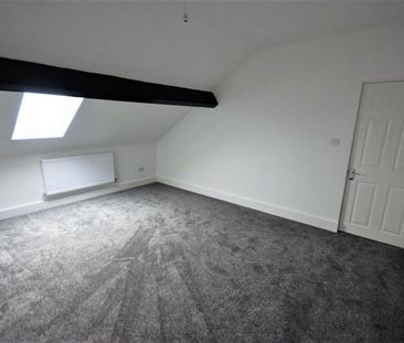 2 bedroom Flat To Let Total Size: 732 SQ FT - Photo 2