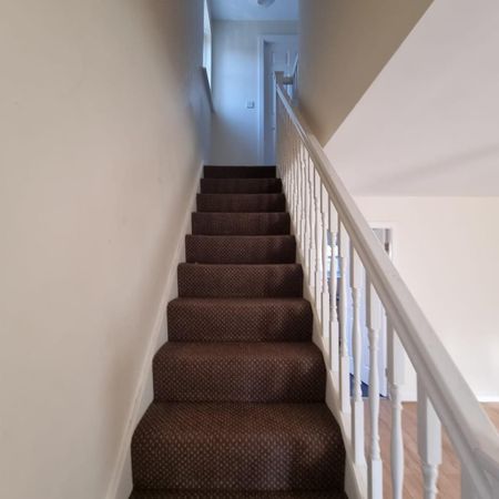 2 bedroom semi-detached house to rent - Photo 5