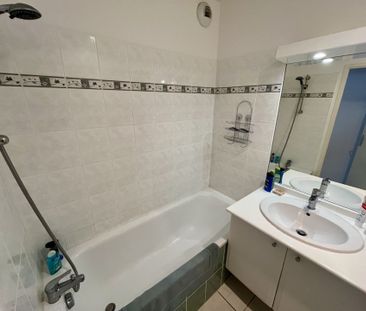 Location Appartement 2 pièces 43m² RODEZ 12000 - Photo 4