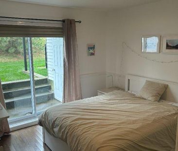 Condo 4 1/2 Sainte Marthe sur le lac semi meuble. Avec porte Unique - Photo 2