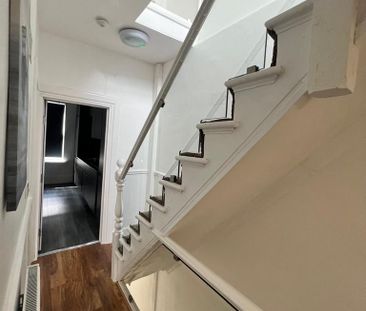 1 bedroom in a house share to rent - Photo 4