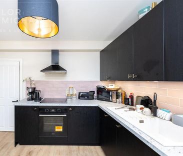 House share to rent - Photo 2