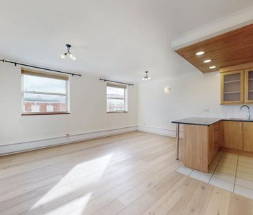 3 bedroom apartment to rent - Photo 4