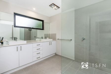 5A Ellis Street, Flora Hill - Photo 5