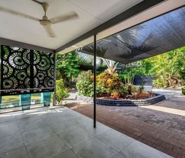 GREAT LOCATION, LUXURIOUS RENOVATION - Photo 5