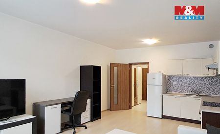 Pronájem bytu 1+kk 34 m² - Fotografie 3